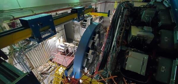 Panoramic view Calorimeter Insert Prototype next to STAR at RHIC